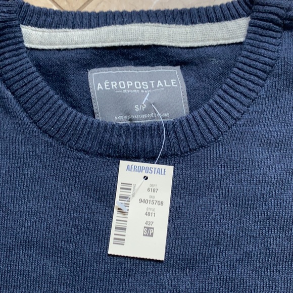 Men’s Navy Blue Sweater - Picture 2 of 5